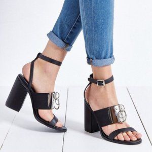 UNIF Vault Metal Ring Heeled Shoes